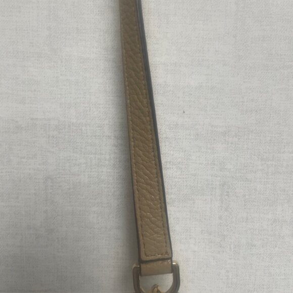 Michael Kors Bedford Tan Leather Flap Crossbody Bag - Adjustable Shoulder Strap - Picture 7 of 16